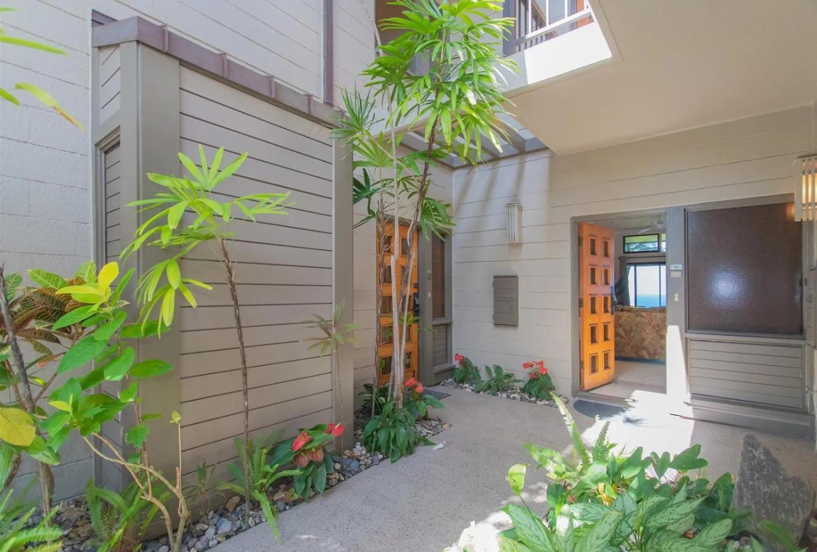 2412 Kapalua Ridge Villa Kahana 아파트